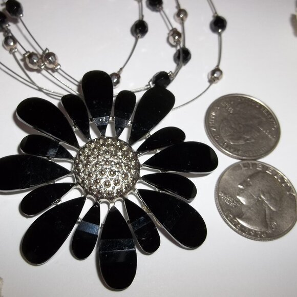 Black and Silver Flower Necklace and Earrings Set Woman Coordinating Set E11 - Picture 2 of 6
